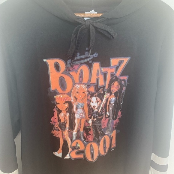 VINTAGE Vibes Y2K Bratz Doll 2001 Sweater Throwback Hoodie Black Festival Spring - Picture 7 of 10